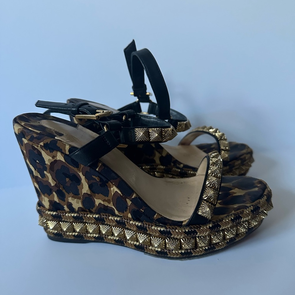 Leopard Print Wedge Sandals with Gold Embellishment - Black & Gold - Picture 5 of 12
